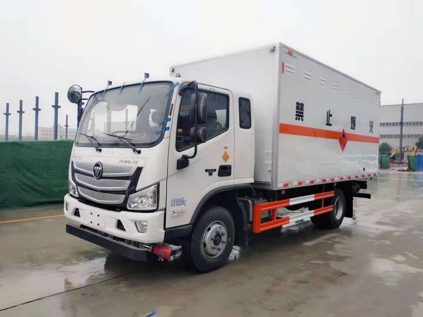歐馬可5.2米氣體廂式運(yùn)輸車